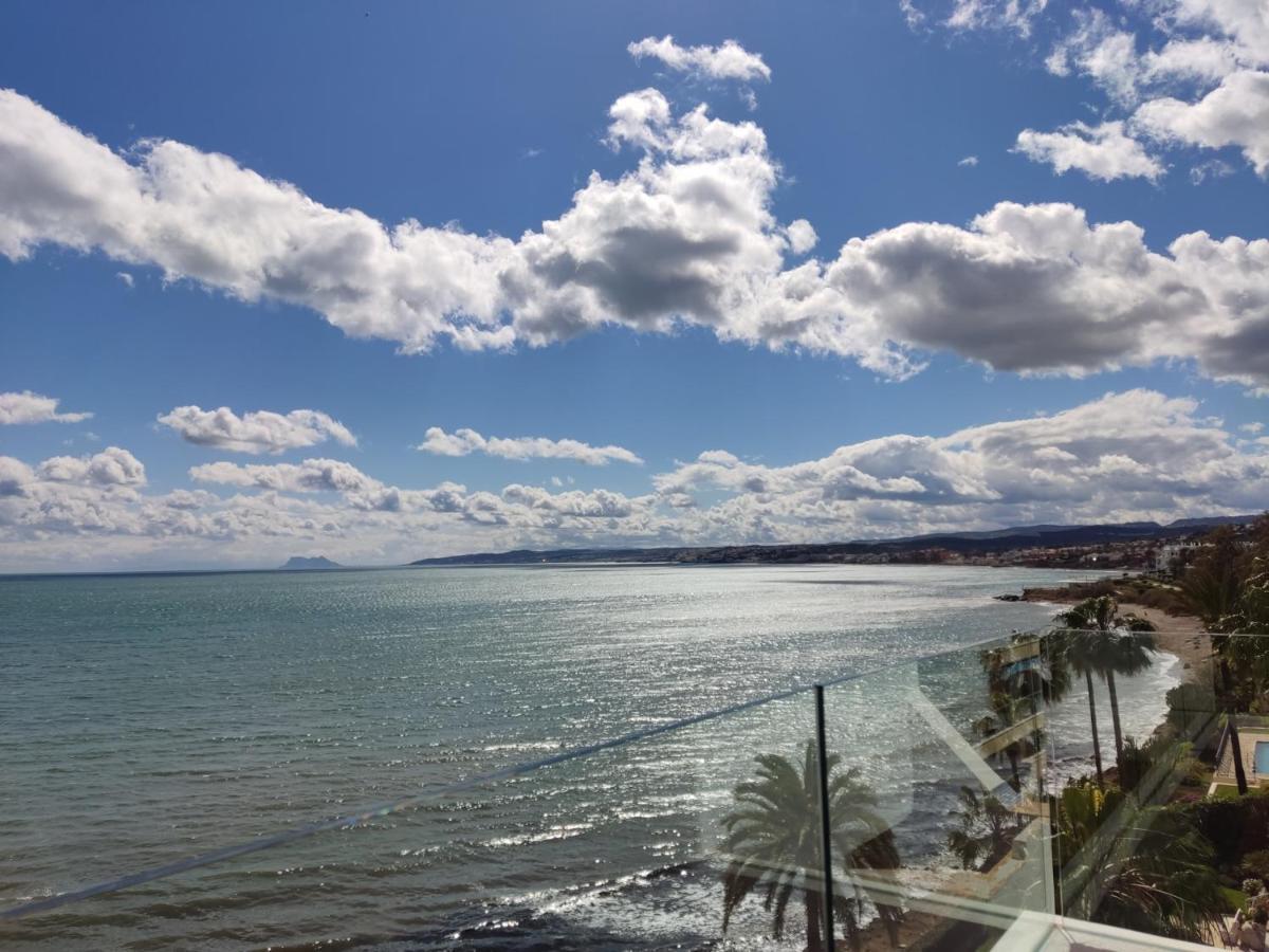 Front Sea View Penthouse Apartman Estepona Kültér fotó