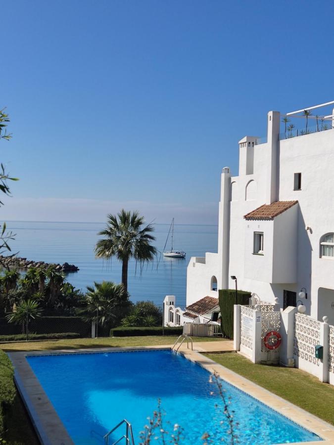 Front Sea View Penthouse Apartman Estepona Kültér fotó